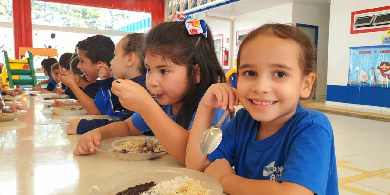 Esclarecimento público sobre a merenda escolar em Ponta Grossa