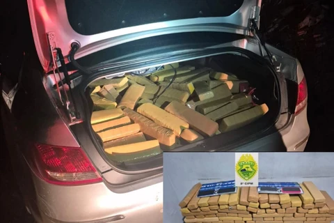 Polícia apreende veículo com 216 kg de maconha no interior de Irati