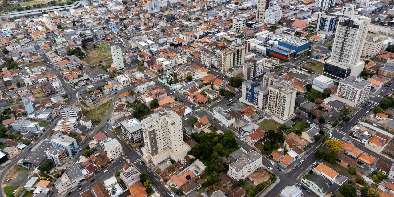 Ponta Grossa amplia número de atividades de baixo risco dispensadas de alvarás e licenças municipais