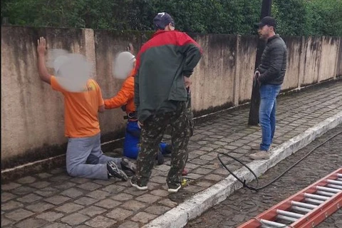 PCPR prende 02 homens em flagrante por Furto Qualificado em Piraí do Sul 