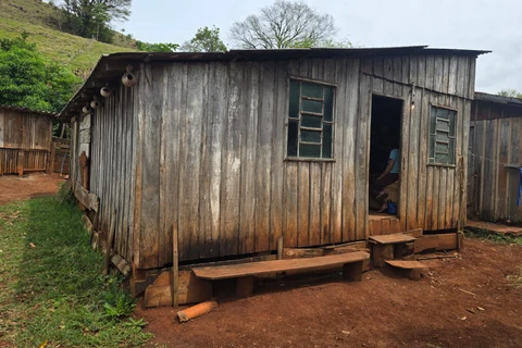 Força-tarefa resgata casal em condição análoga à escravidão no Paraná 