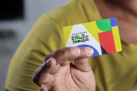 Prefeito catarinense corta Bolsa Família de 2.450 pessoas e diz: “programa social é emprego”