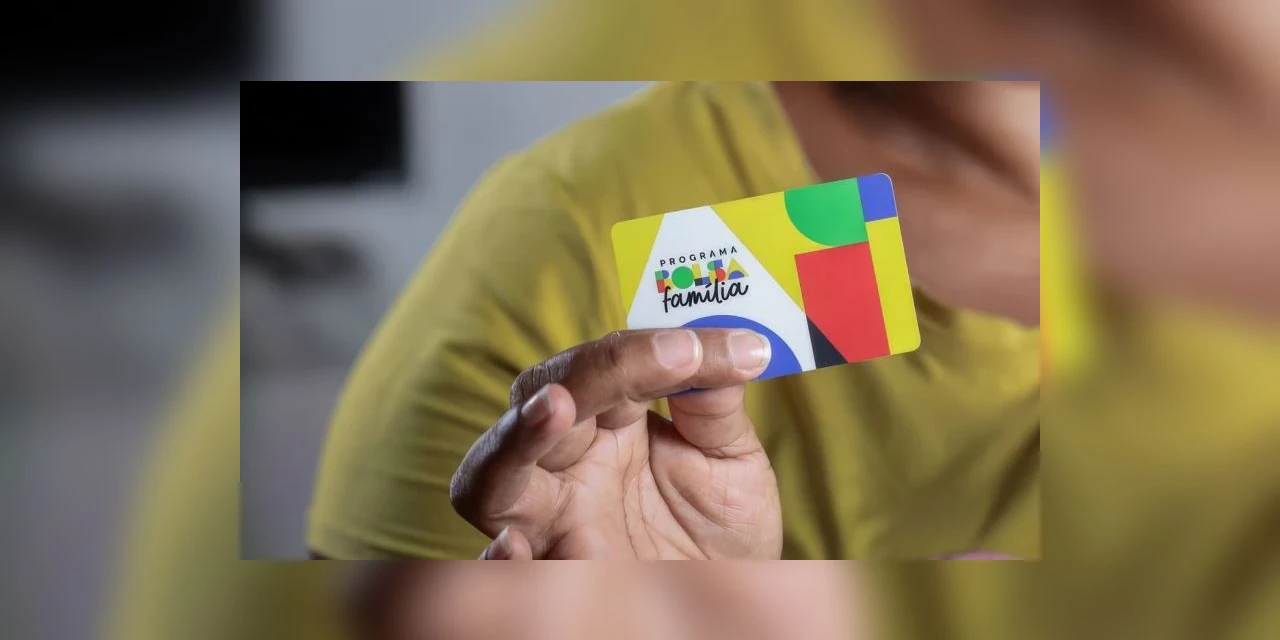 Prefeito catarinense corta Bolsa Família de 2.450 pessoas e diz: “programa social é emprego”