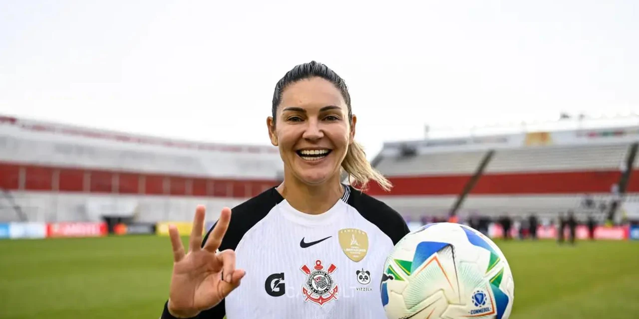 Corinthians goleia Boca Juniors e vai à semi da Libertadores Feminina