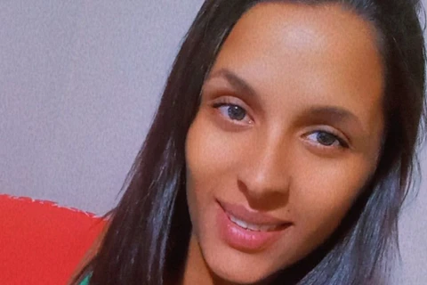 Mulher morta enquanto dormia dentro de carro deixa 6 filhos: "Hoje o sol não brilhou"