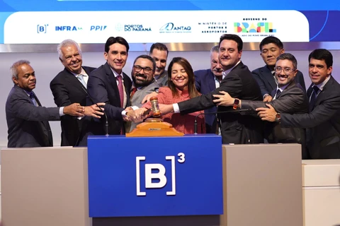 Após 10 lances, Canal do Porto de Paranaguá será operado por consórcio que investirá R$ 1,23 bilhão