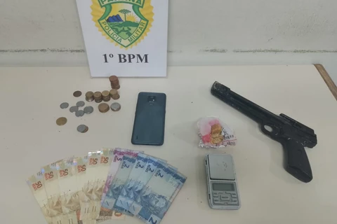 Ações da patrulha comercial da PM termina em prisão por tráfico no centro de PG 