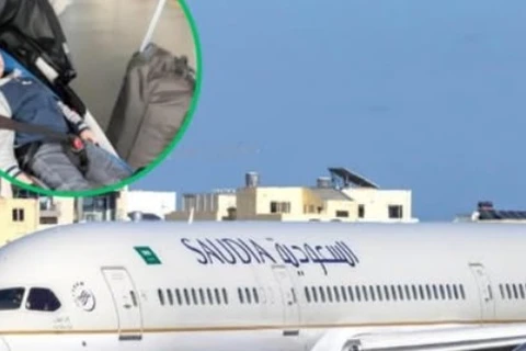 “Mãe” distraída com o celular esquece bebê no aeroporto