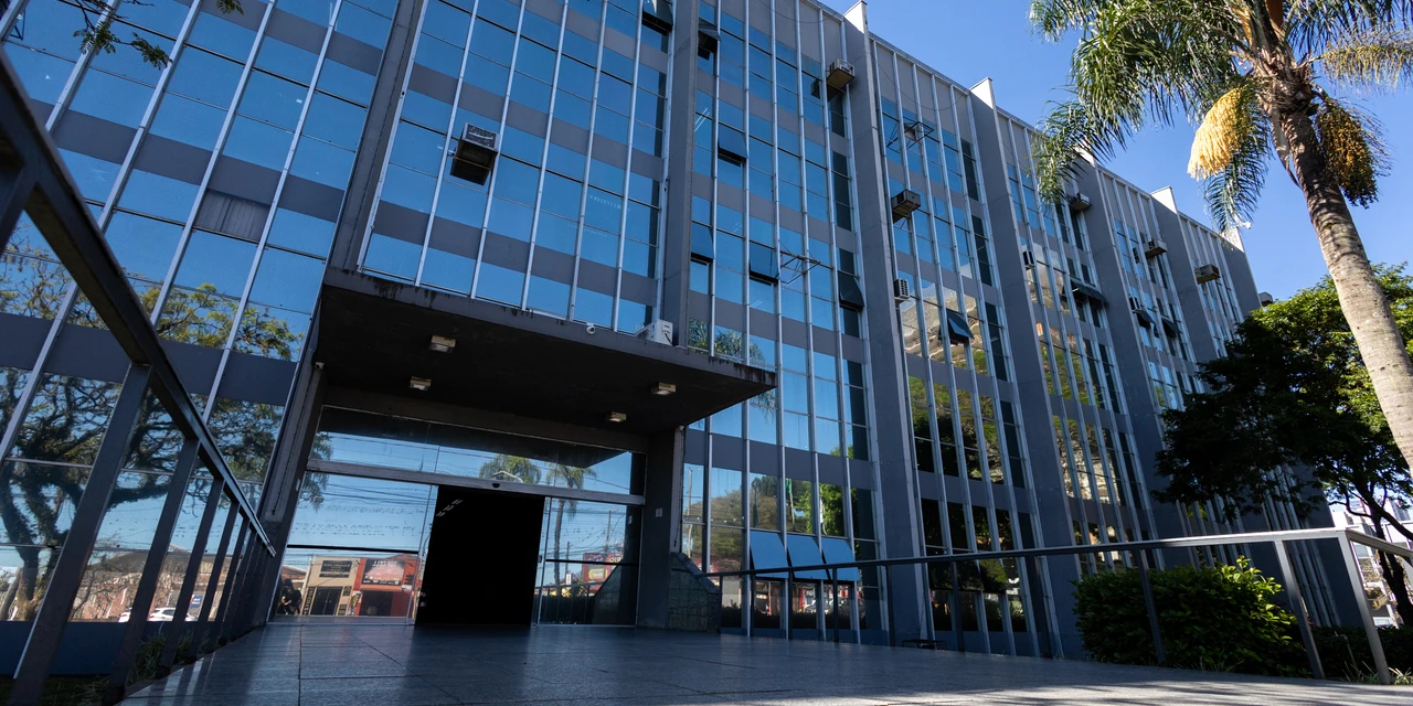 Prefeitura alerta sobre prazo final para pagamento de alvarás e ISS Fixo