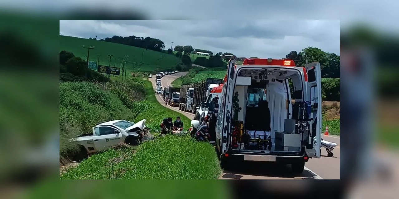 Acidente gravíssimo mobiliza equipes de resgate, em Castro 