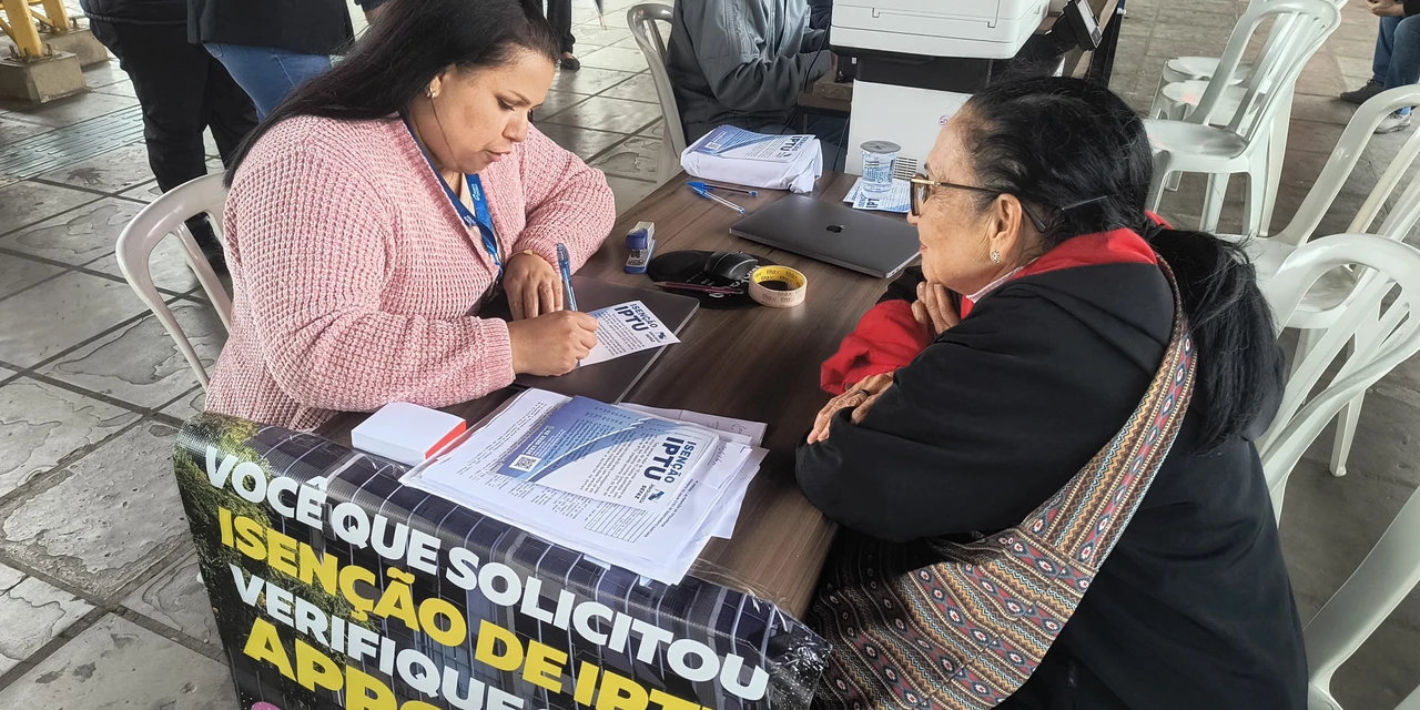 Isenção de 50% do IPTU para imóveis com ponto de ônibus entra em vigor em Ponta Grossa