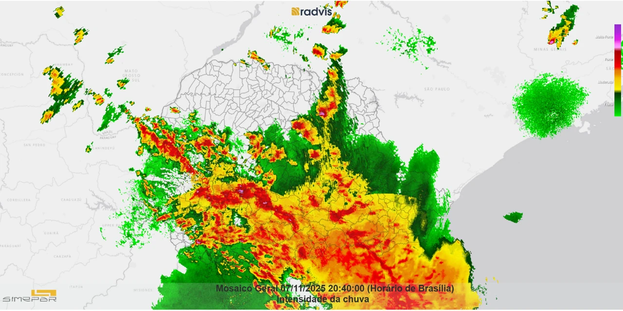 Governo monitora impacto das chuvas desta sexta; Defesa Civil já atende municípios