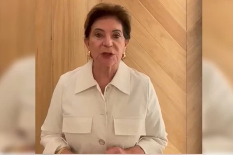 Elizabeth se solidariza com moradores de Rio Bonito após tornado que deixou mortos e feridos