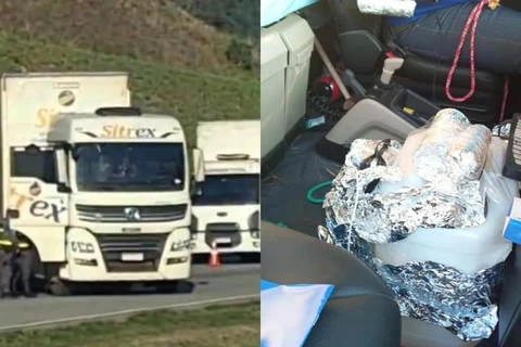 Caminhoneiro amarrado a bombas interdita rodoanel em São Paulo 