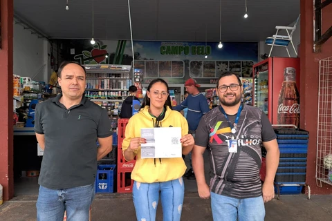 Prefeitura de Ponta Grossa realiza visitas a mercados  para ampliação do 'Aqui tem Mercado da Família'