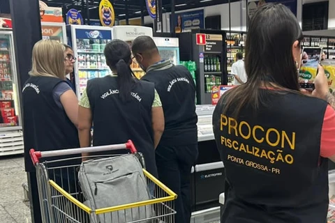 Procon e Vigilância Sanitária intensificam   fiscalizações em supermercados de PG 