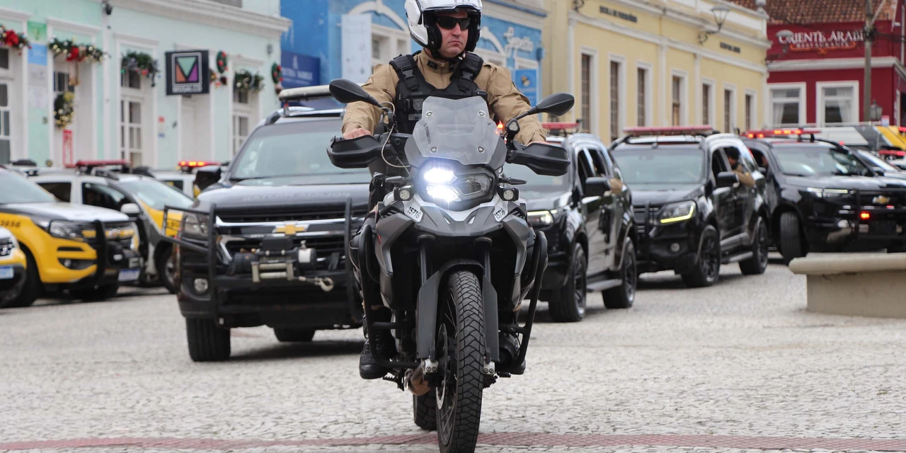 PMPR reforça policiamento em todo Paraná durante período de compras e festas de fim de ano