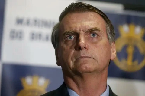 Moraes determina que Bolsonaro passe a cumprir pena de 27 anos e três meses em regime fechado