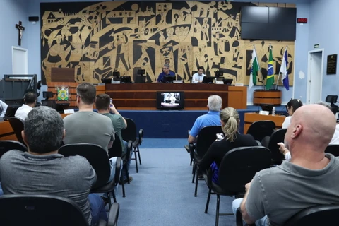 Audiência pública debate taxa de ocupação e permeabilidade do solo na área industrial 