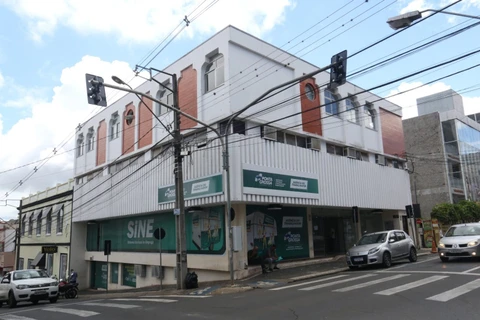 Agência do Trabalhador realiza mutirão para vagas em concessionária de rodovias