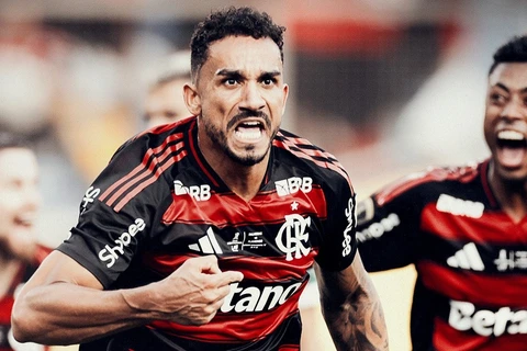 Flamengo vence o Palmeiras e é campeão da Libertadores pela quarta vez da história