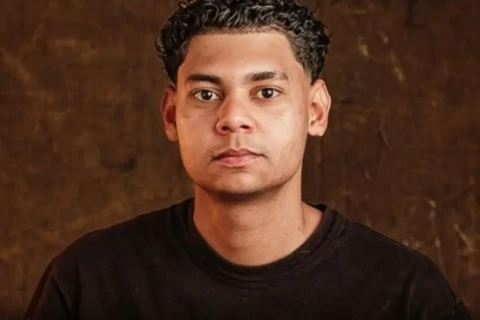 Família procura por rapaz desaparecido desde sábado após ir ao shopping em PG 