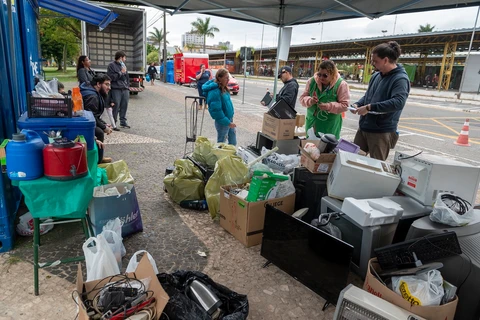 'Bota Fora' terá ponto para descarte de eletrônicos nesta sexta e sábado em PG