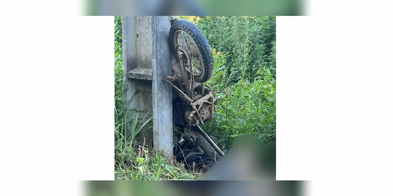 Homem morre e outro fica ferido após acidente com moto no interior de Prudentópolis