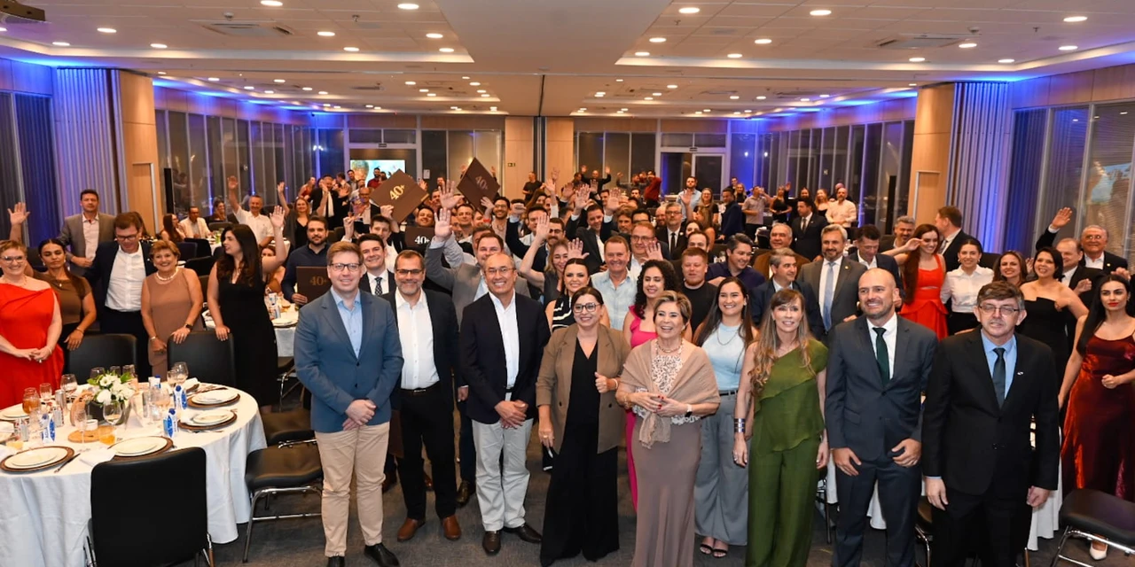 ‘Prêmio 40+’ celebra crescimento econômico e industrial de Ponta Grossa