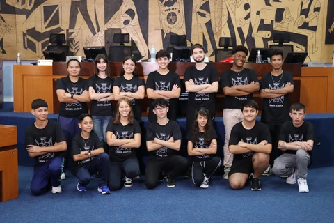 Câmara Jovem 2025 realiza cerimônia de encerramento na sexta-feira