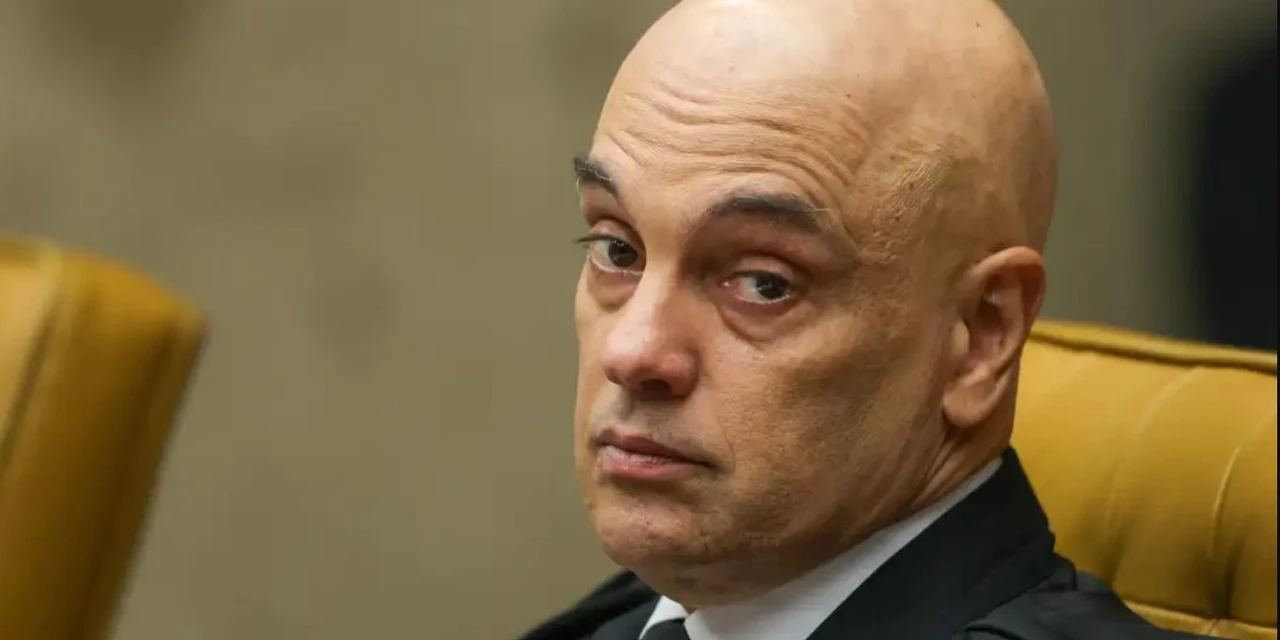 Moraes  anula votação da Câmara e determina perda de mandato de Zambelli 