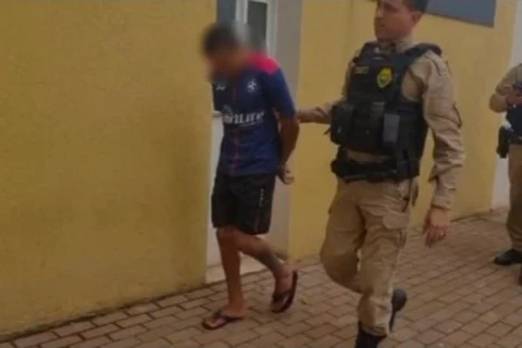 Jovem suspeito de assassinar e levar a cabeça da vítima para a casa da irmã, é preso no PR 