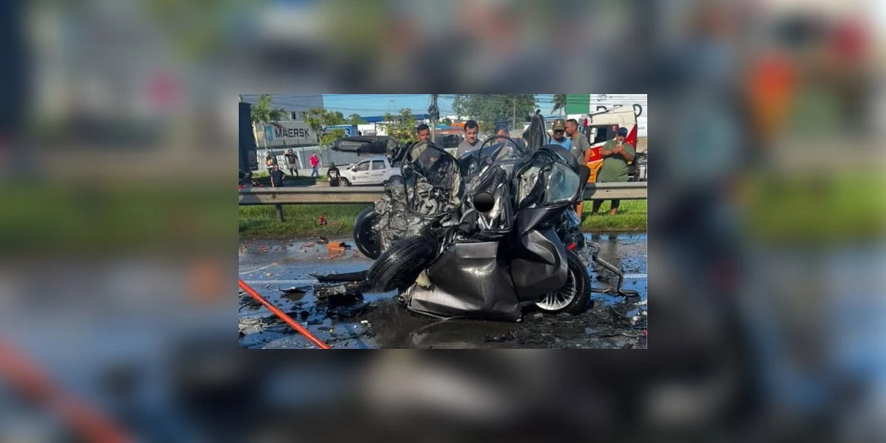 Grave engavetamento em Itajaí mata três pessoas da mesma família