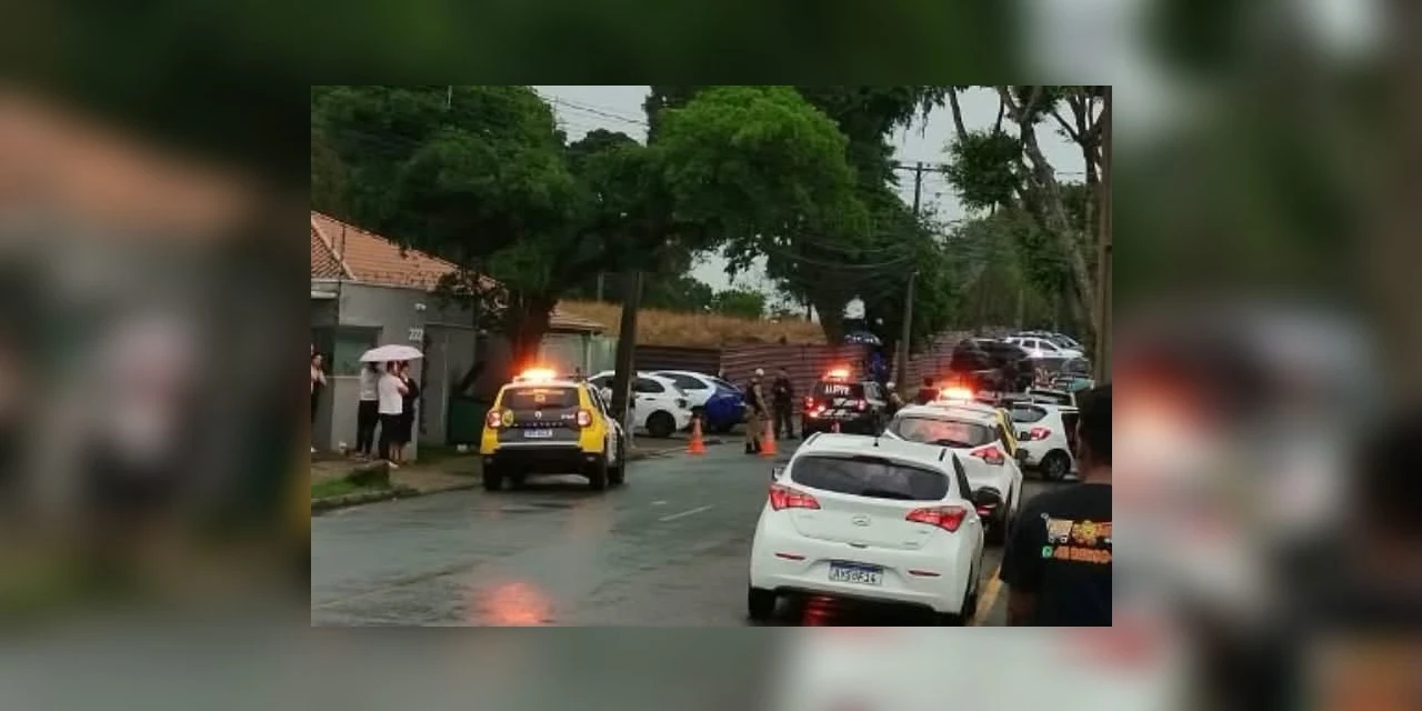 Homem invade CMEI, faz crianças reféns e é morto pela polícia em Curitiba